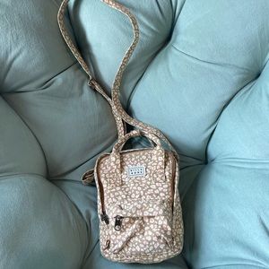 Billabong Crossbody Sling